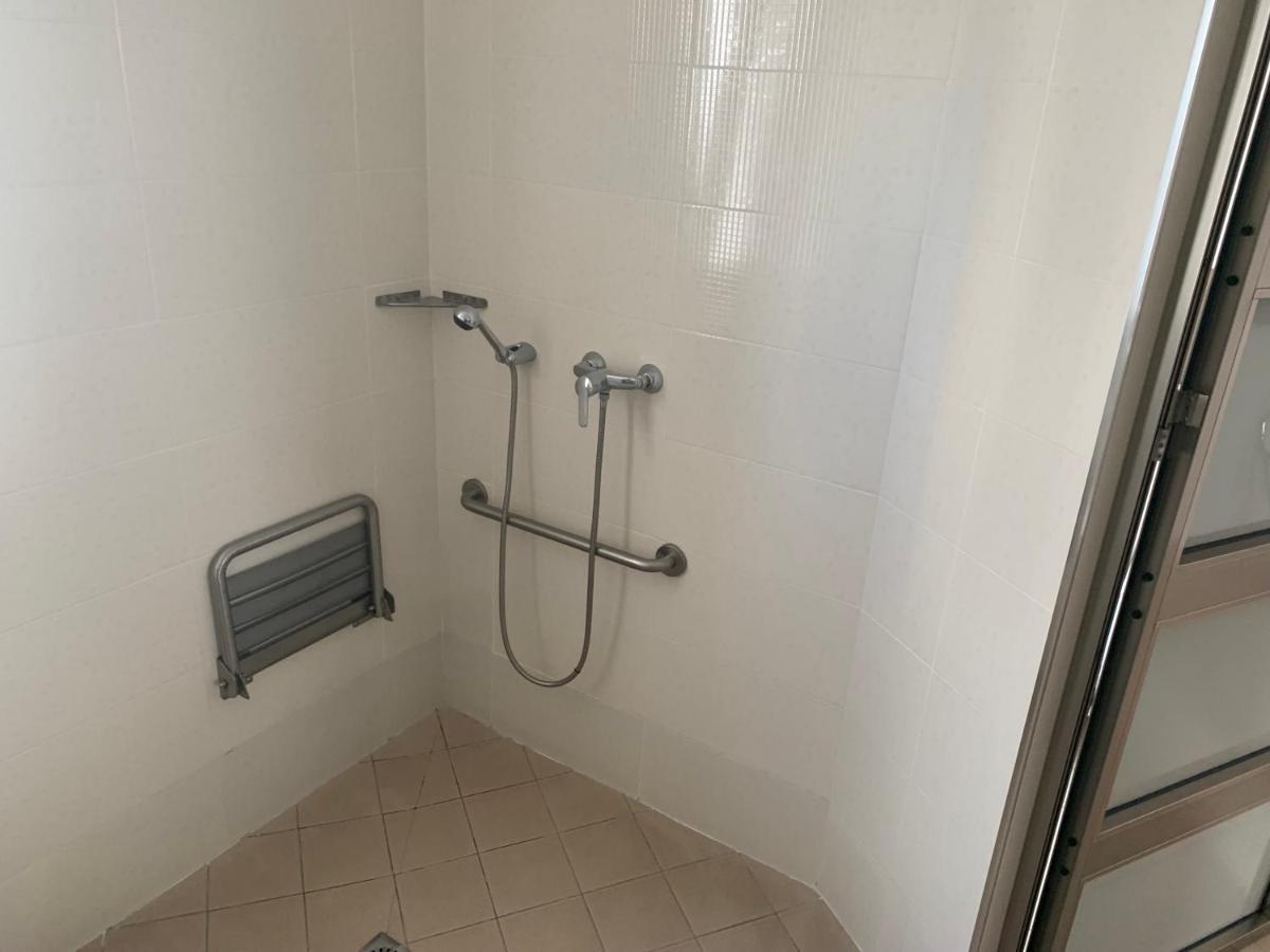Hostal Tarifa -Recepcion Abierta Las 24H- Kültér fotó
