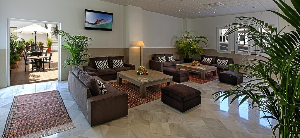 Hostal Tarifa -Recepcion Abierta Las 24H- Kültér fotó