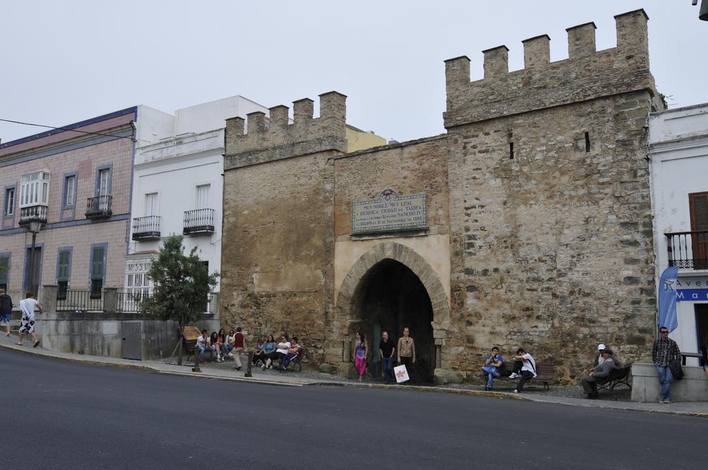 Hostal Tarifa -Recepcion Abierta Las 24H- Kültér fotó