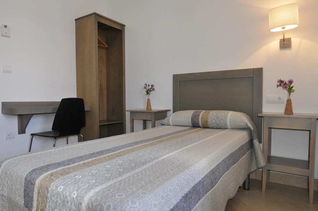 Hostal Tarifa -Recepcion Abierta Las 24H- Kültér fotó